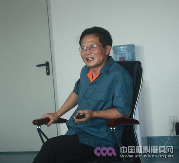 涂協(xié)探討建立涂附磨具技術(shù)信息、專家委員會，促進(jìn)行業(yè)又快又好發(fā)展