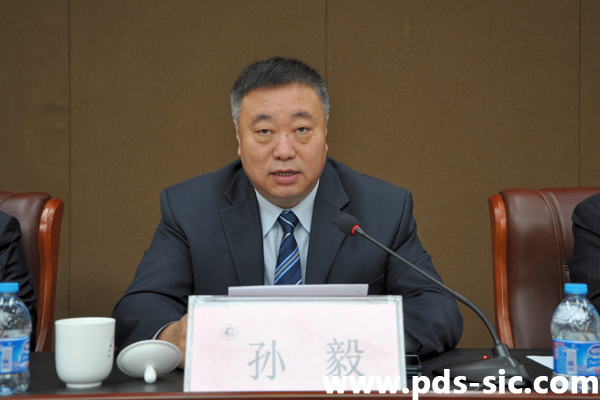 易成新材召開首屆十二次職代會(huì)暨2014年工作會(huì)議