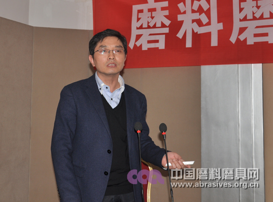 多孔陶瓷的制備、結構調控和功能化特性