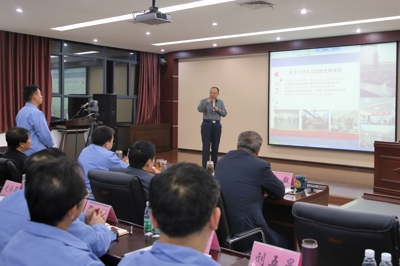 易成大學(xué)2015級(jí)管理人員研修班三次開課順利進(jìn)行