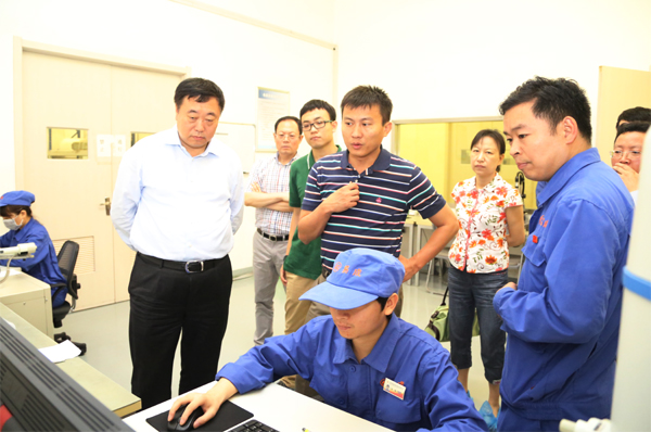 美國斯坦福大學(xué)崔屹教授訪問易成新能