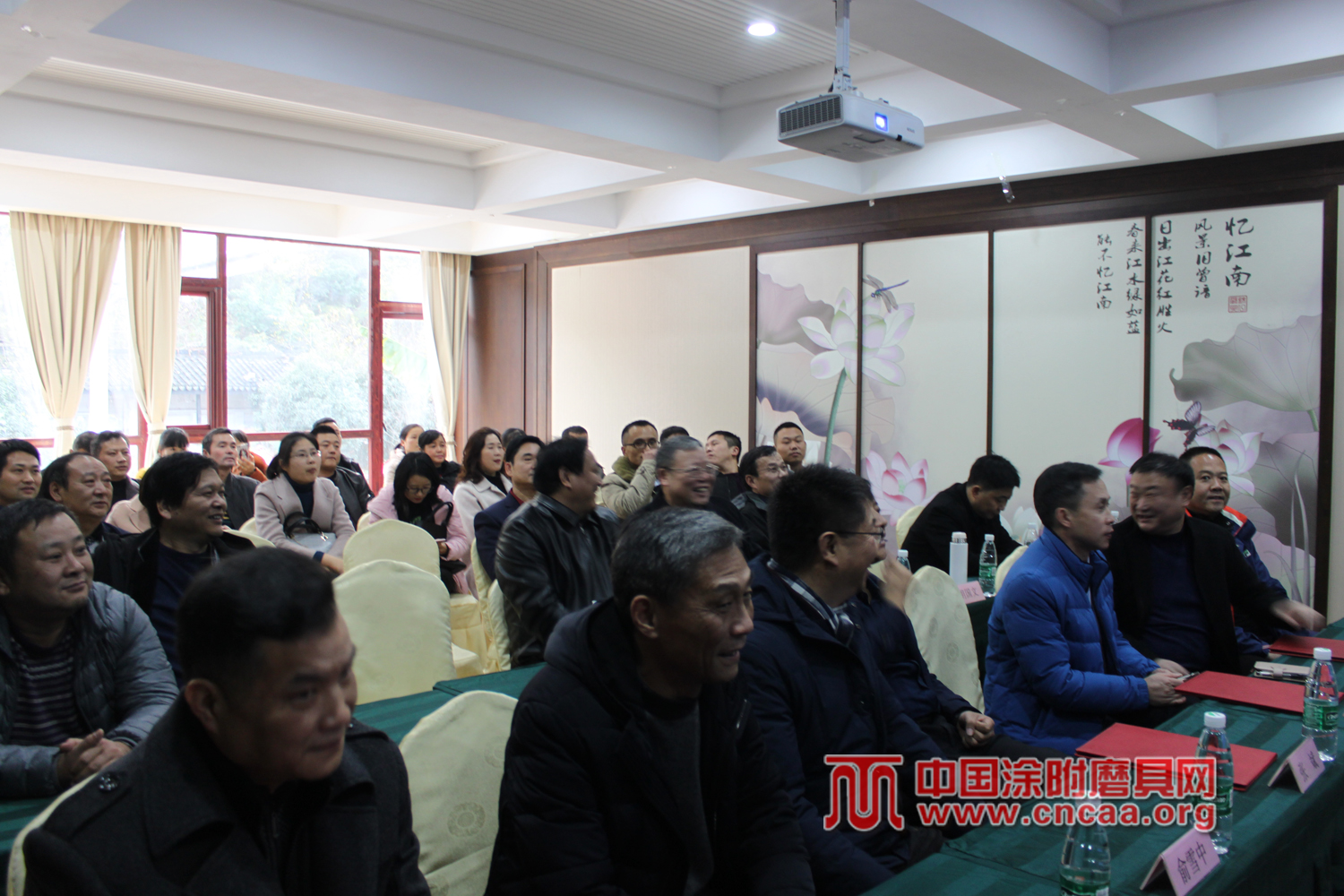 強(qiáng)強(qiáng)聯(lián)手 同心筑夢——遠(yuǎn)東砂輪與安徽兄弟舉辦戰(zhàn)略合作十周年慶典
