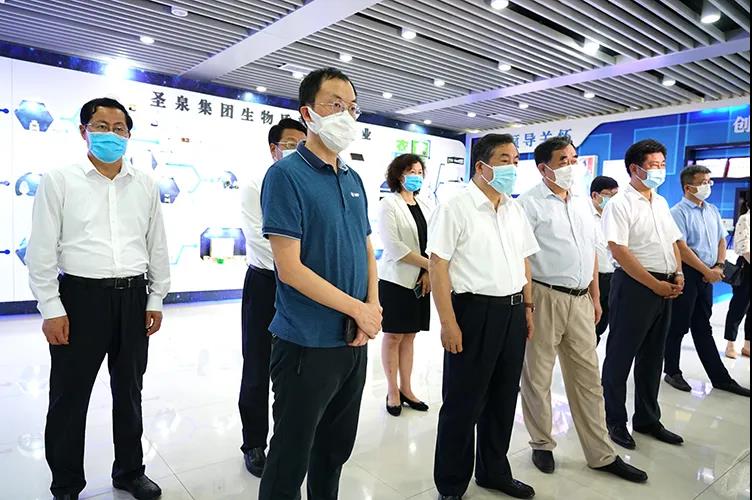 山東省委常委、濟南市委書記孫立成一行到圣泉集團調(diào)研