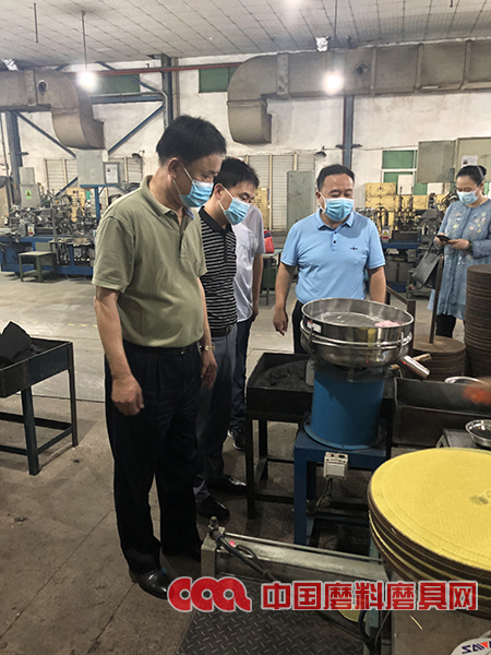 陳鵬秘書長一行調(diào)研廣東省磨料磨具企業(yè)