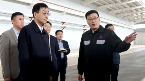 山東省委常委、濟(jì)南市委書記劉強(qiáng)調(diào)研圣泉集團(tuán)