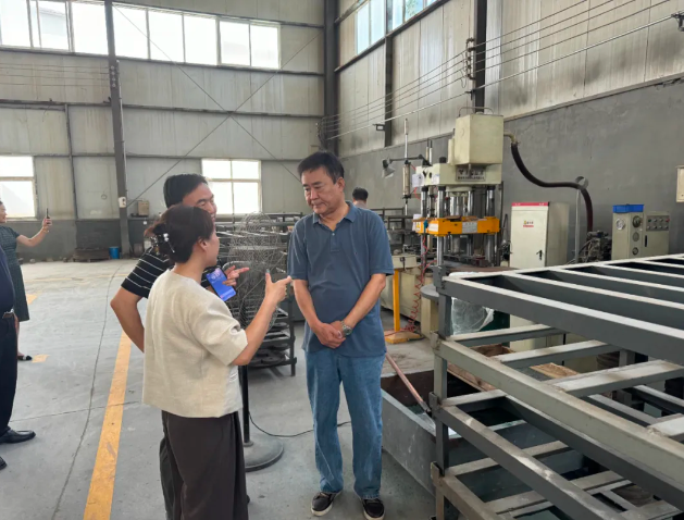陳鵬秘書長一行調(diào)研新密地區(qū)兩家會員企業(yè)